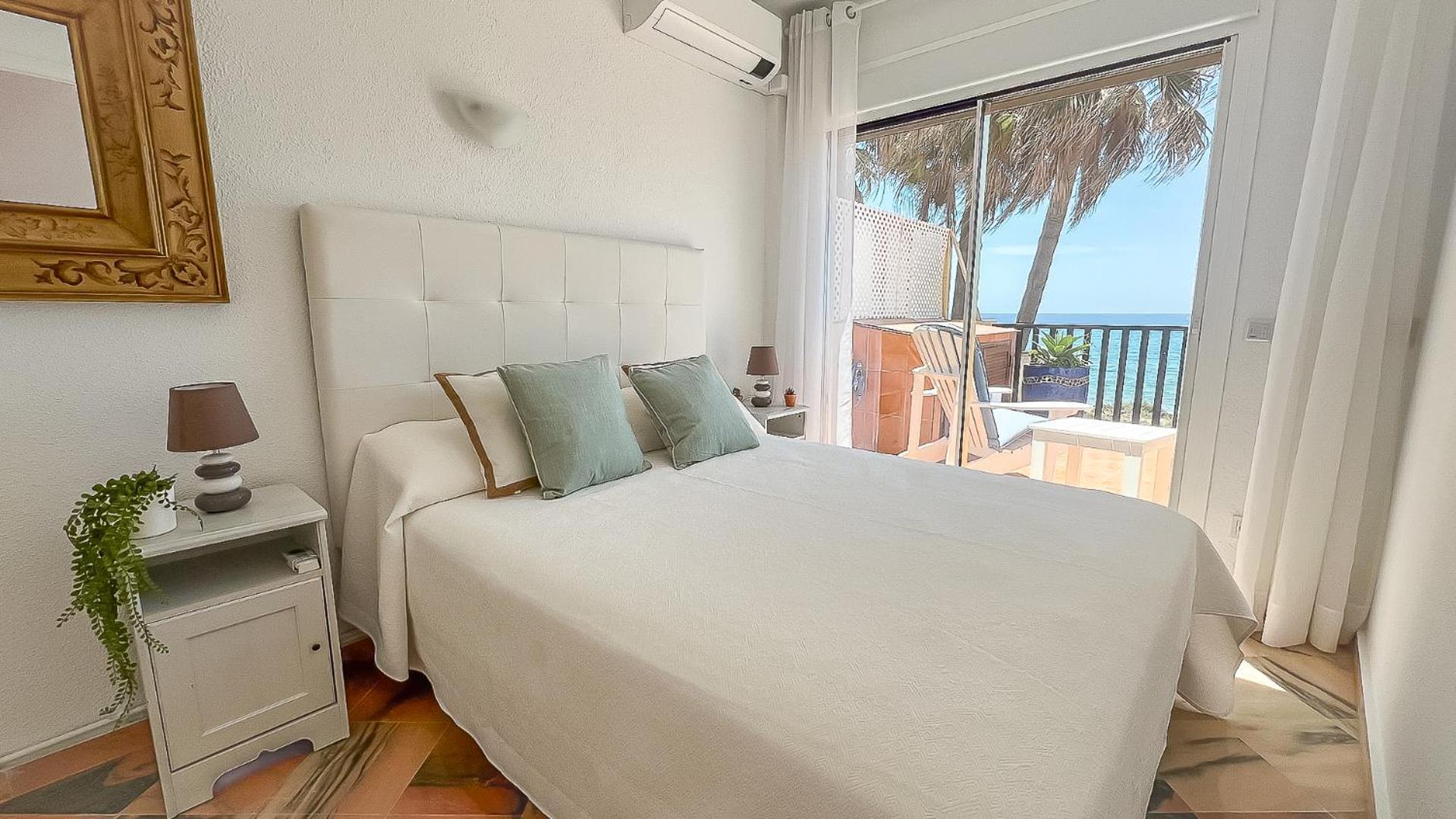 Apartamento Oleholidays 921 Atico Romana Playa Vistas Al Mar Marbella